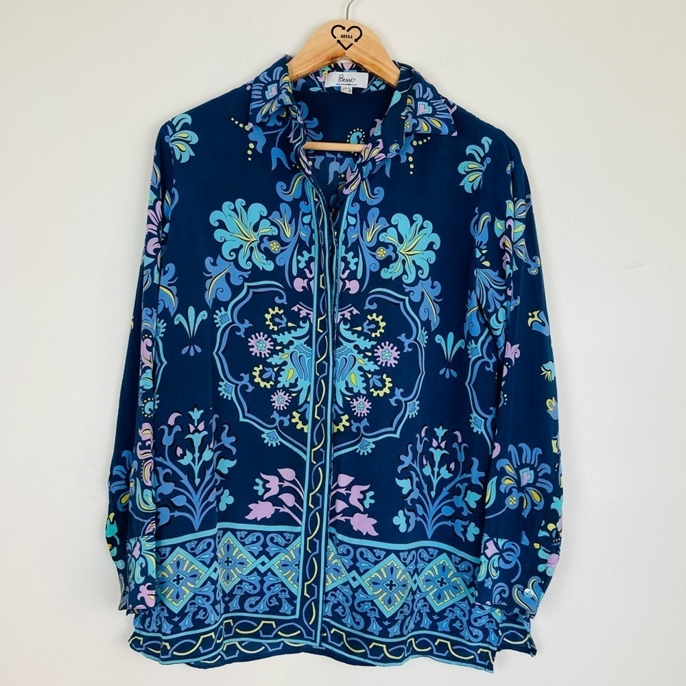 Averardo Bessi 60s print silk button front blue shirt. Size 8.